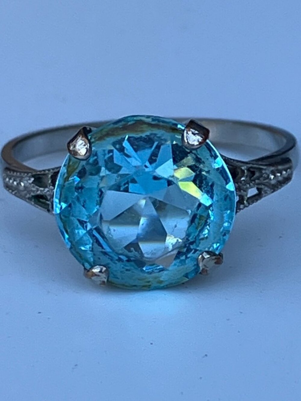 Silver Filigree Art Deco Style Round Aquamarine Rhinestone Cocktail Ring - Size